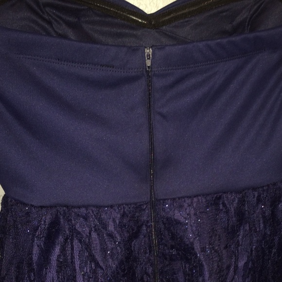 Homecoming Dress- Size 5 - Picture 6 of 6